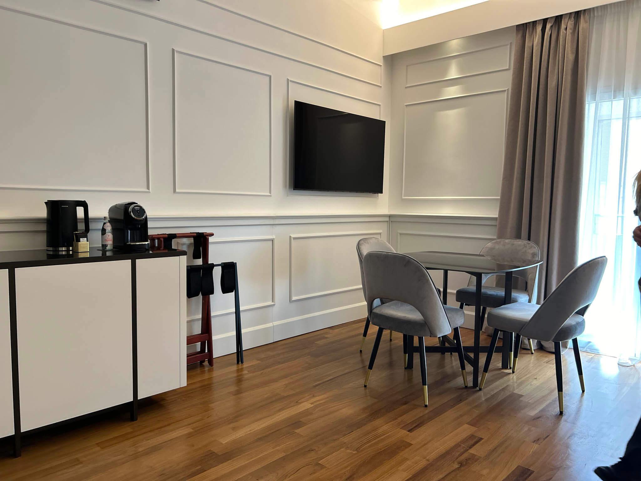 Photos | PALAZZO GOLDONI CONDOTTI COLLECTION, ROME