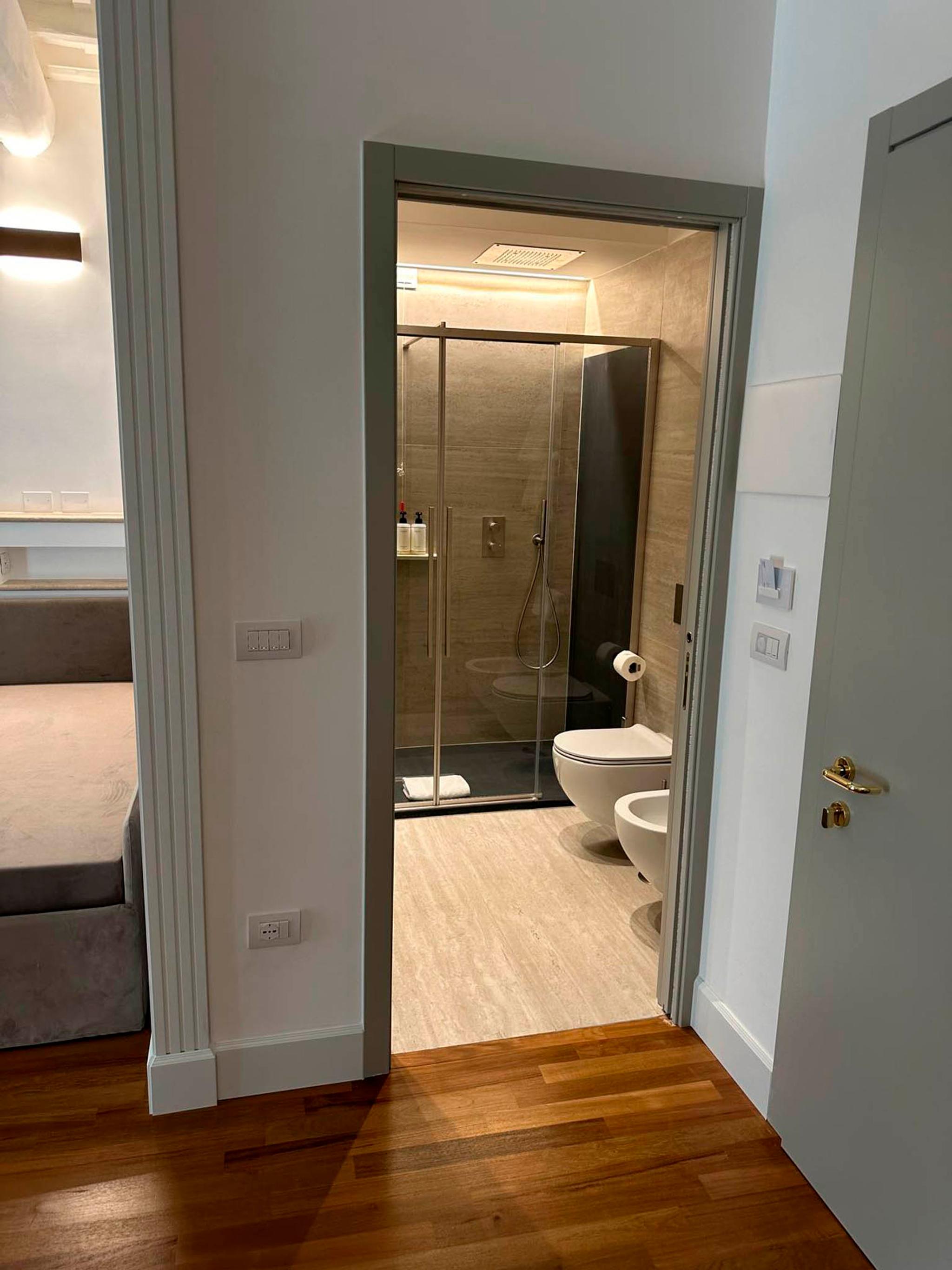 Photos | PALAZZO GOLDONI CONDOTTI COLLECTION, ROME